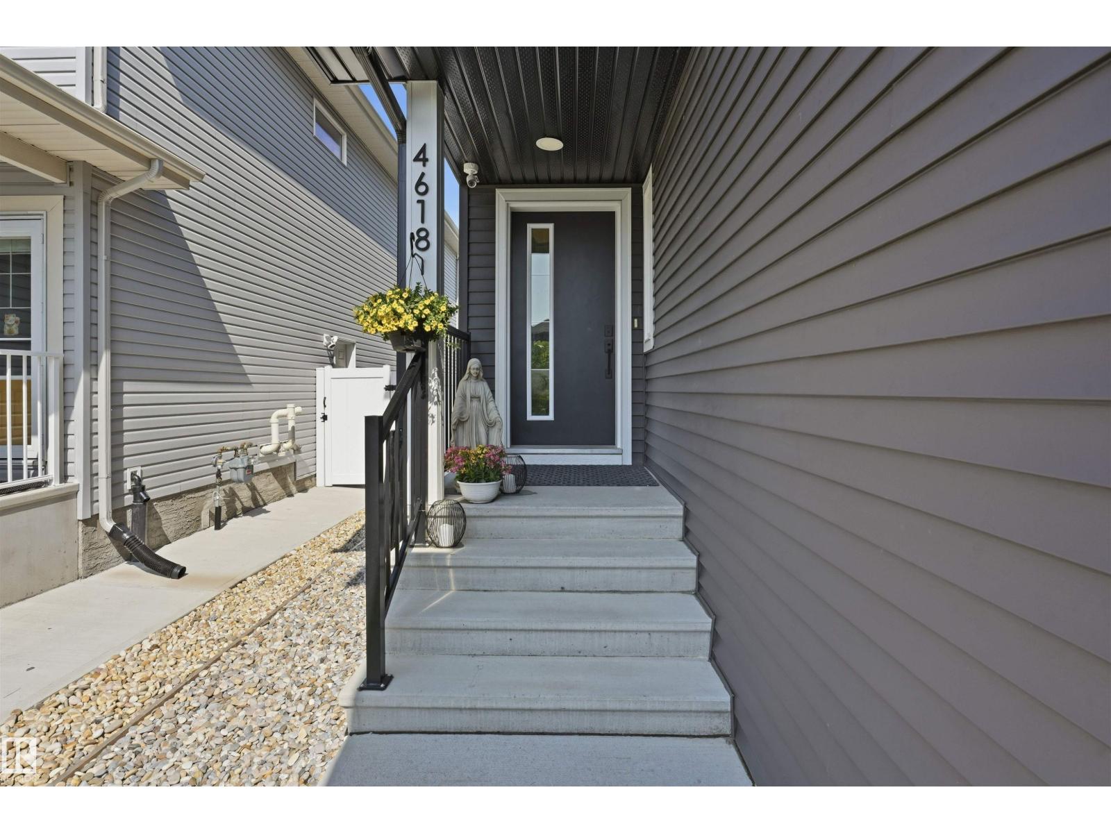 4618 170A AV NW, Cy Becker, Edmonton photo 3