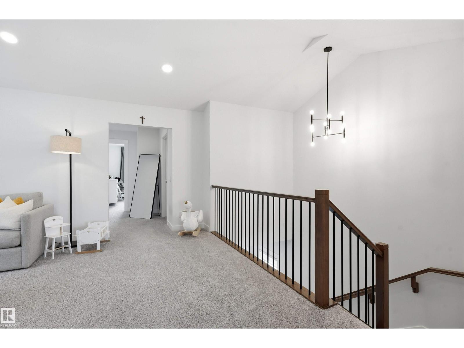 4618 170A AV NW - 44