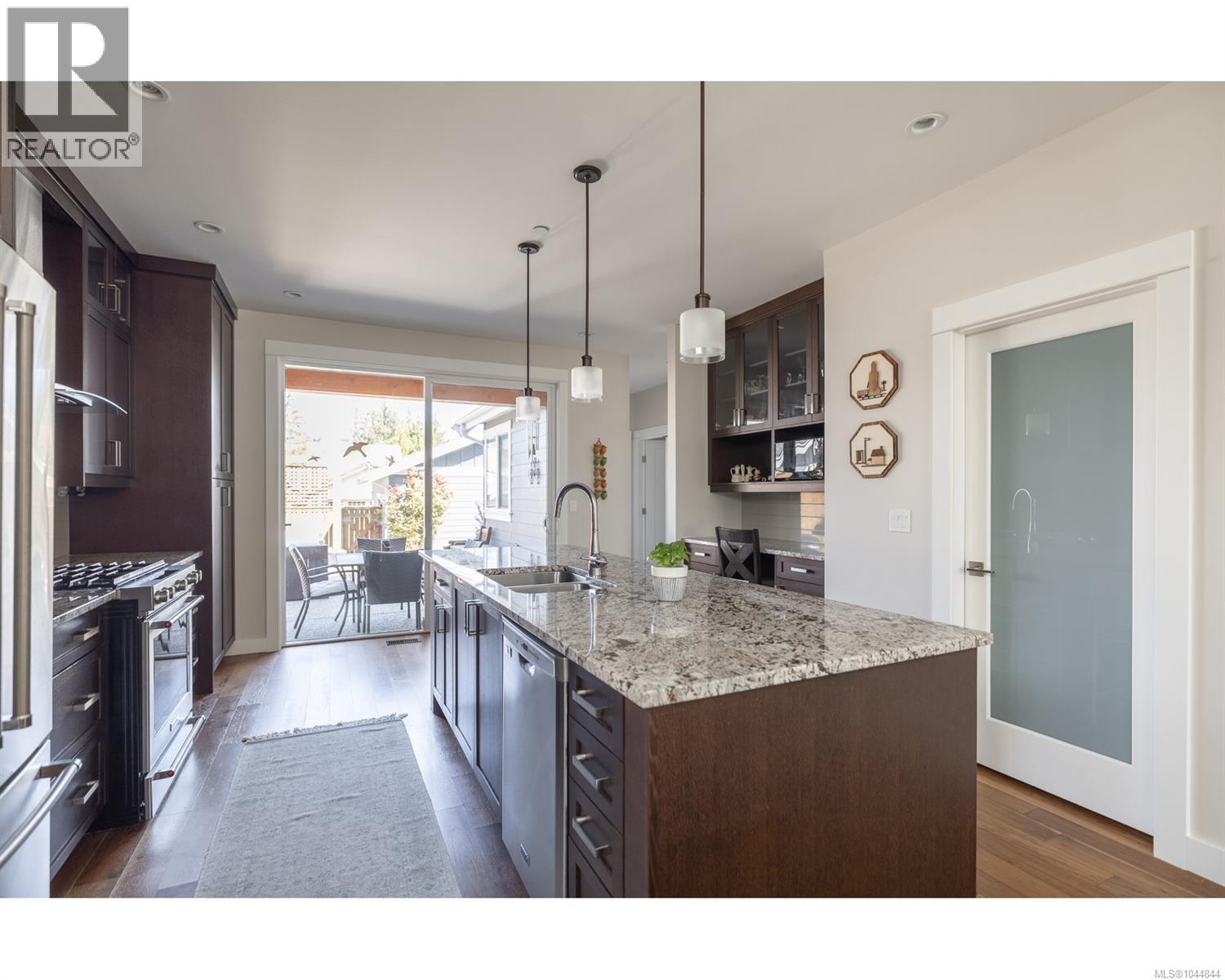 749 WEST RIDGE Way - Image 34