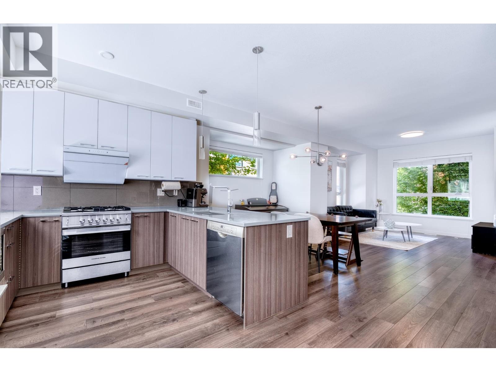 63 10311 RIVER DRIVE