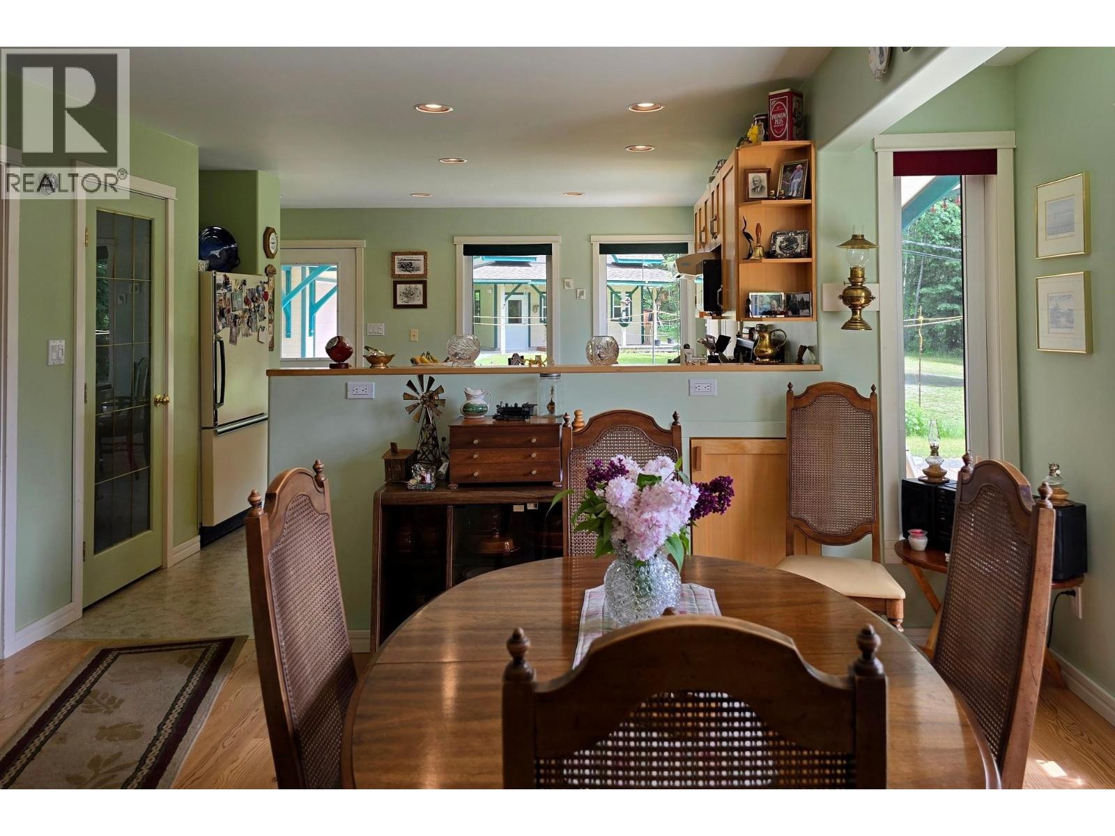 2842 PIONEER CRESCENT - 13