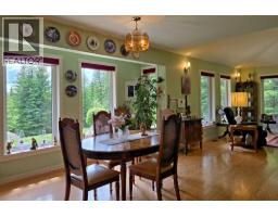 2842 Pioneer Crescent, 150 Mile House, BC V0K2G0 Photo 12