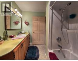 2842 Pioneer Crescent, 150 Mile House, BC V0K2G0 Photo 22