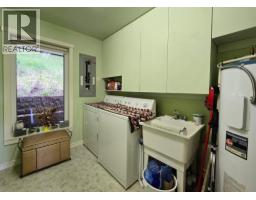2842 Pioneer Crescent, 150 Mile House, BC V0K2G0 Photo 29
