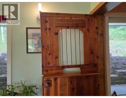 2842 Pioneer Crescent, 150 Mile House, BC V0K2G0 Photo 20