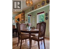 2842 Pioneer Crescent, 150 Mile House, BC V0K2G0 Photo 14