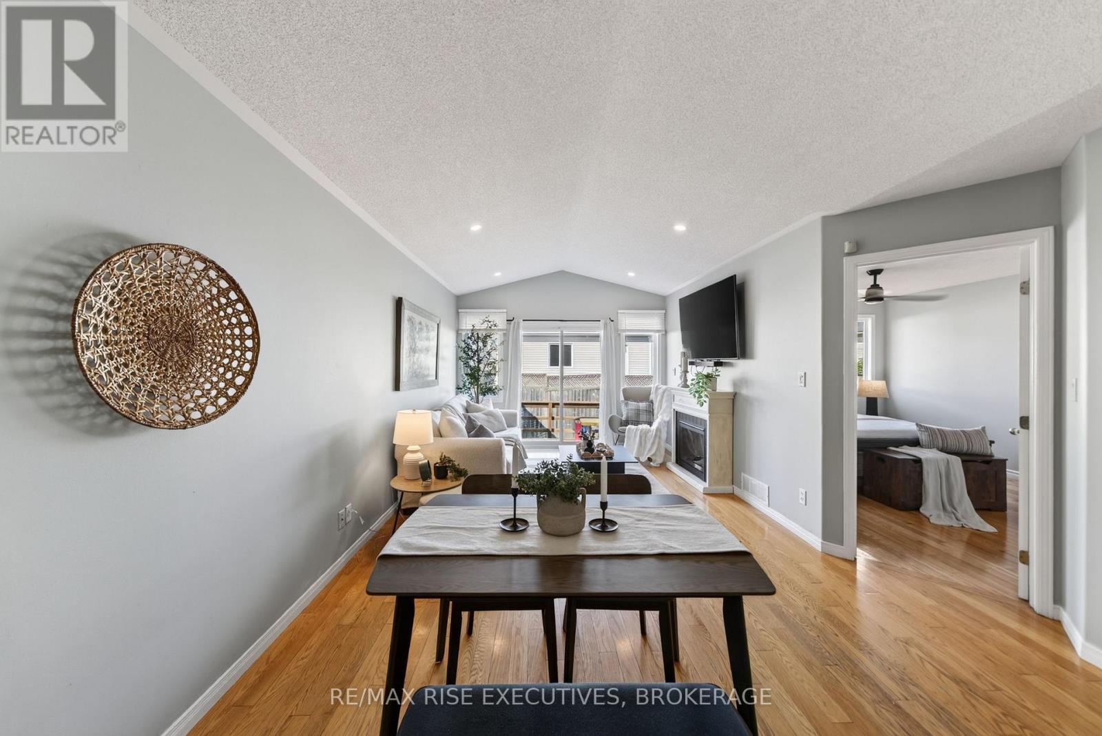 2030 SWANFIELD STREET - Image 24