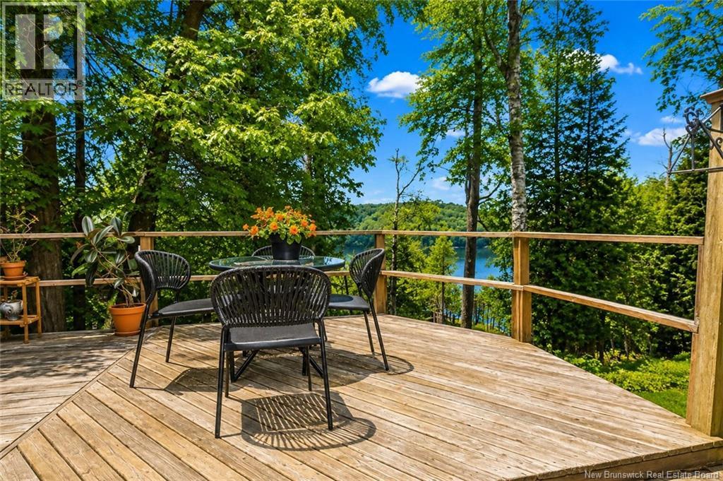 110 Woodbine Lane - 7