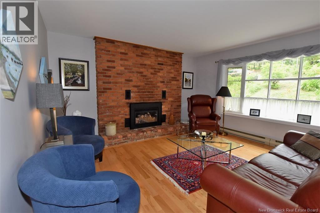 110 Woodbine Lane - 11