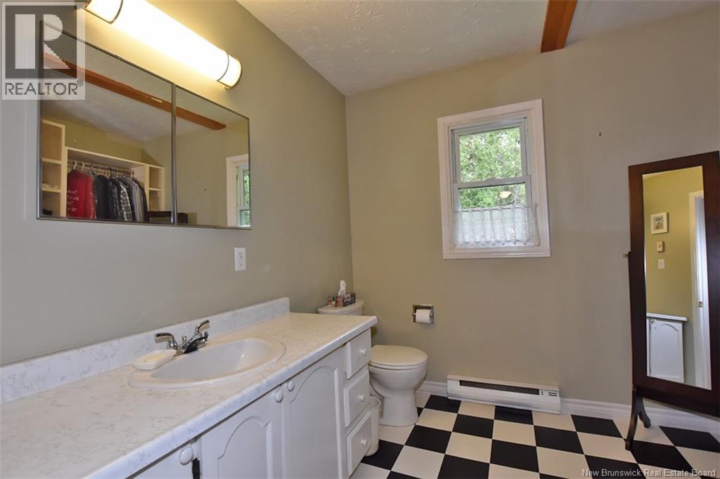 110 Woodbine Lane - 25