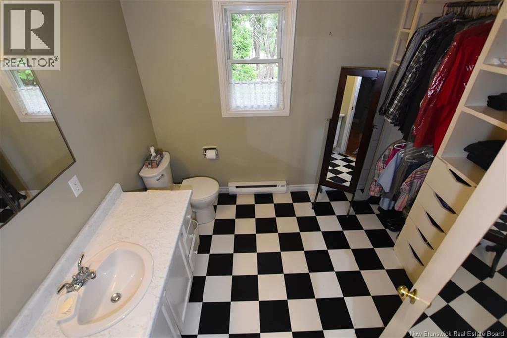 110 Woodbine Lane - 24