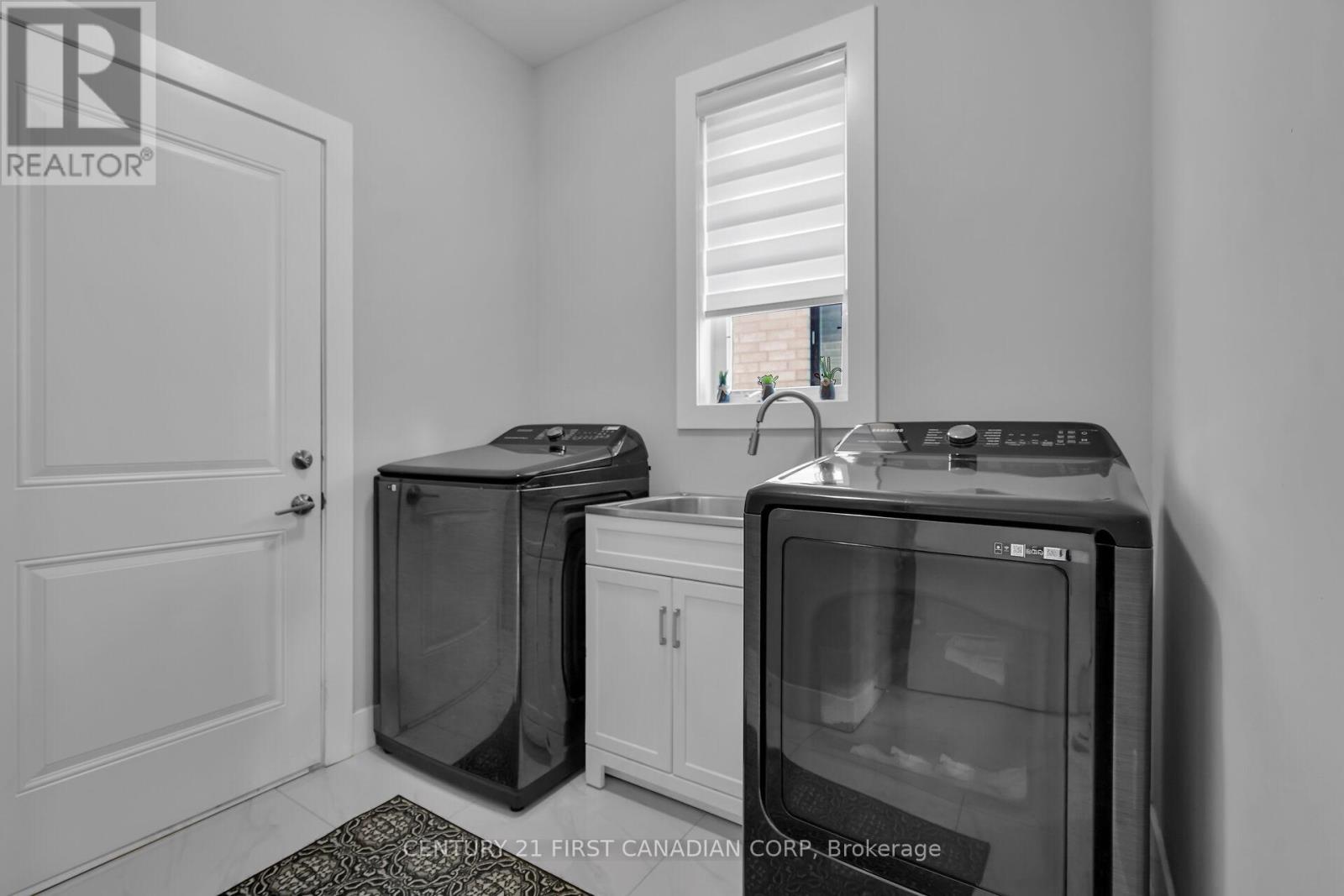 3373 REGIMENT ROAD - Image 22