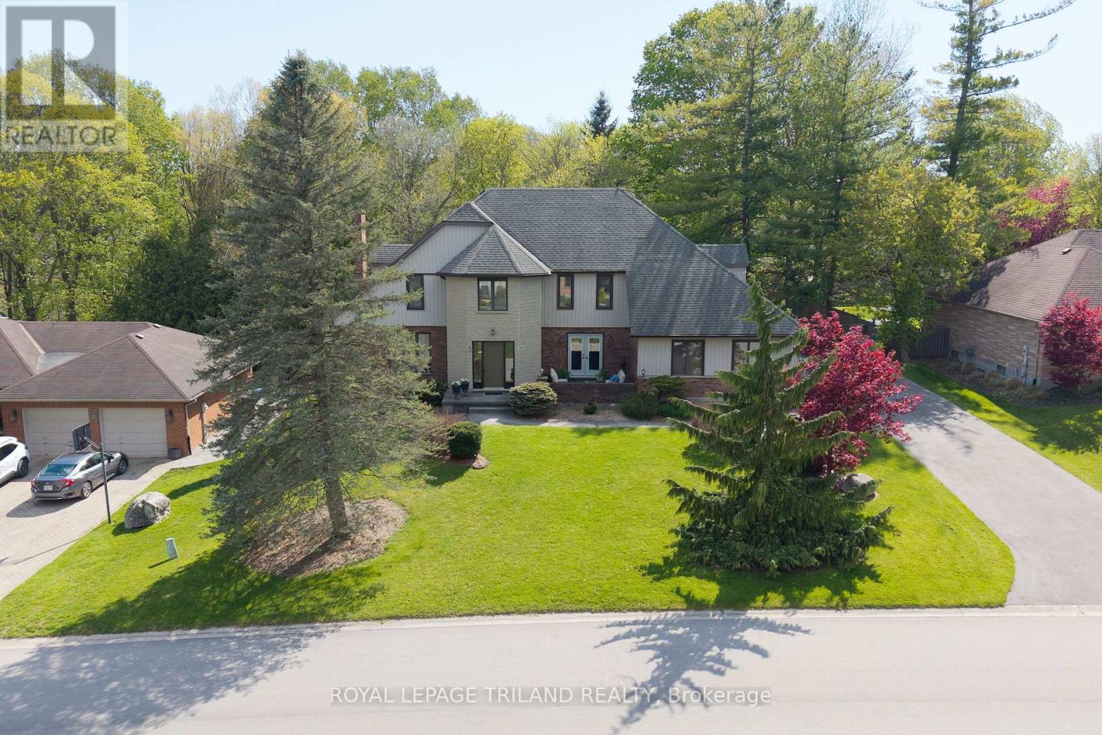 83 BLACKBURN CRESCENT - 47