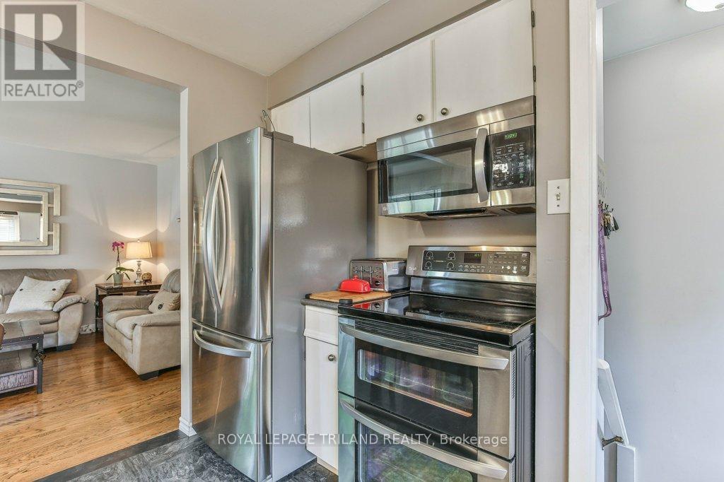 15 TALAVERA CRESCENT - Image 10