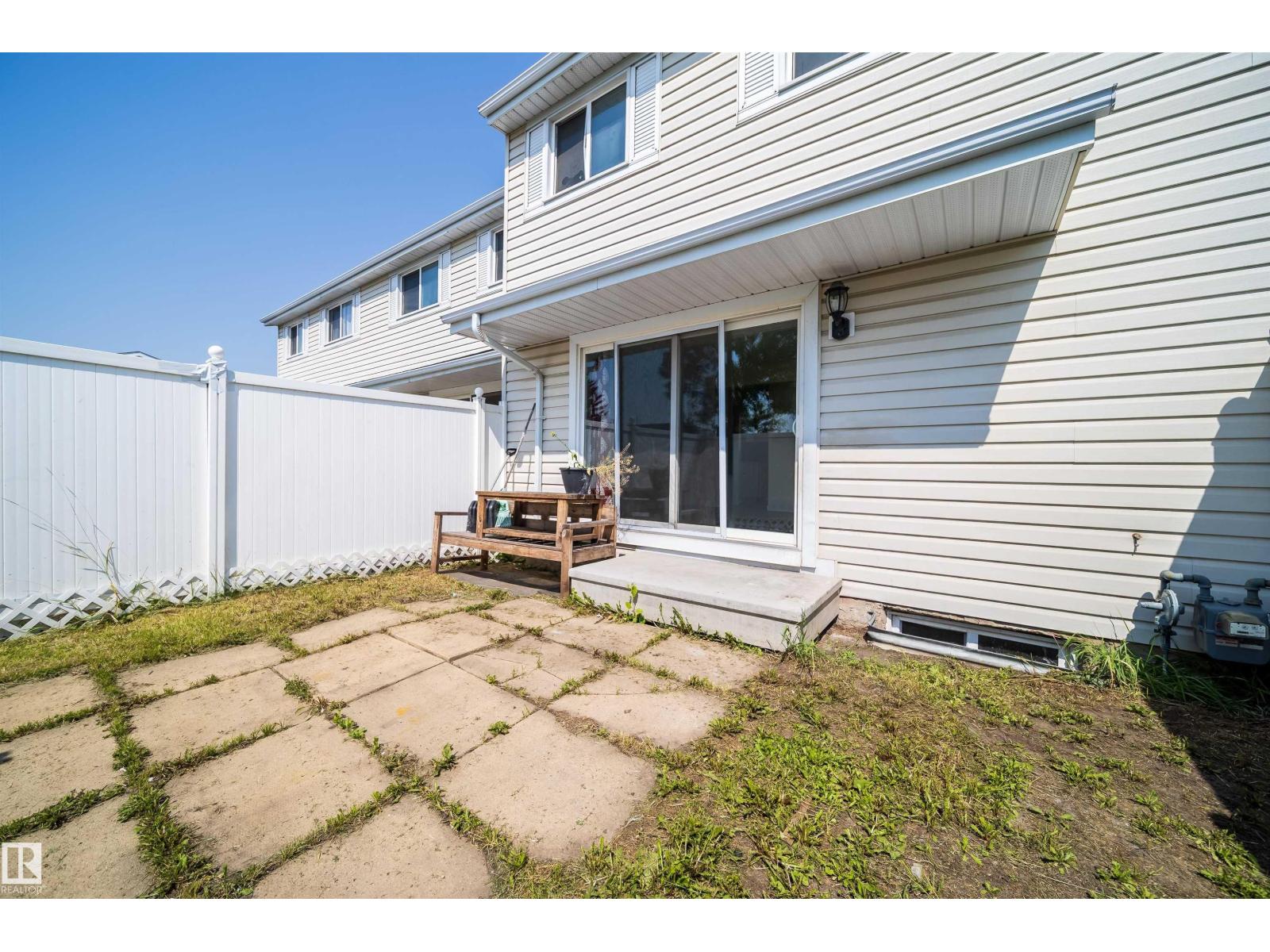 11432 139 AV NW - 11