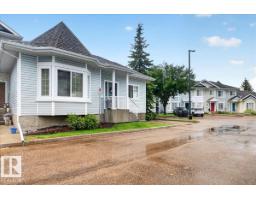 Primary Bedroom - #52 1780 Glastonbury Bv Nw, Edmonton, AB T5T6P9 Photo 6