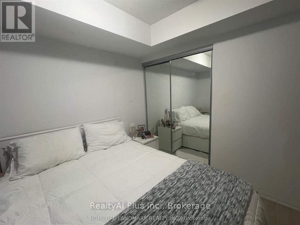 #710 3091 DUFFERIN STREET - 16