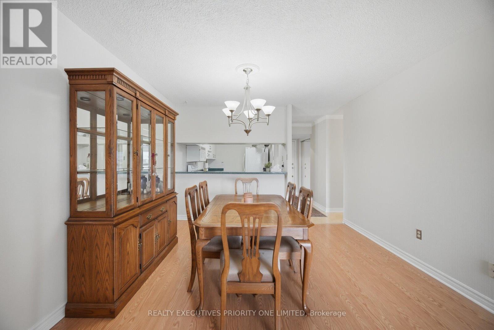 #1013 10 MARTHA EATON WAY - 12