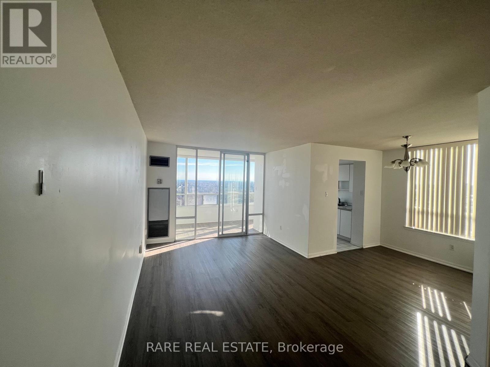 Photo of 550 Webb Drive