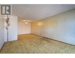 Bedroom 2 - 729 West 5th Street, Hamilton, ON L9C3R3 Photo 7