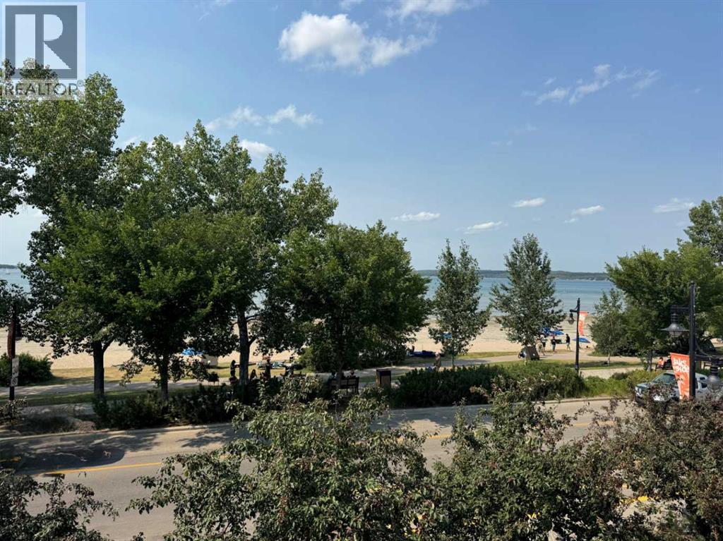 4415 Lakeshore Drive, Sylvan Lake