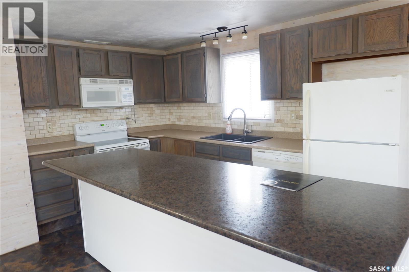 67 Sunrise ESTATES, Assiniboia — photo 2