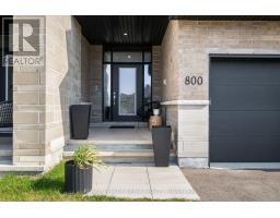 800 SOLARIUM AVENUE — photo 2
