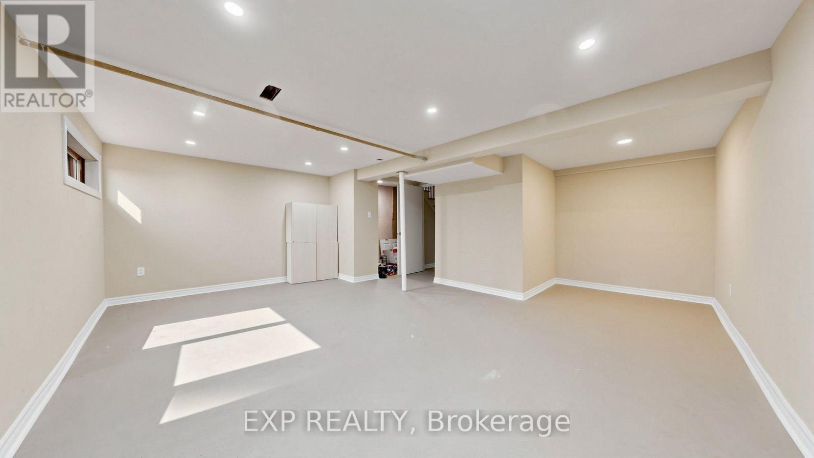 1235 RADOM STREET - Image 34