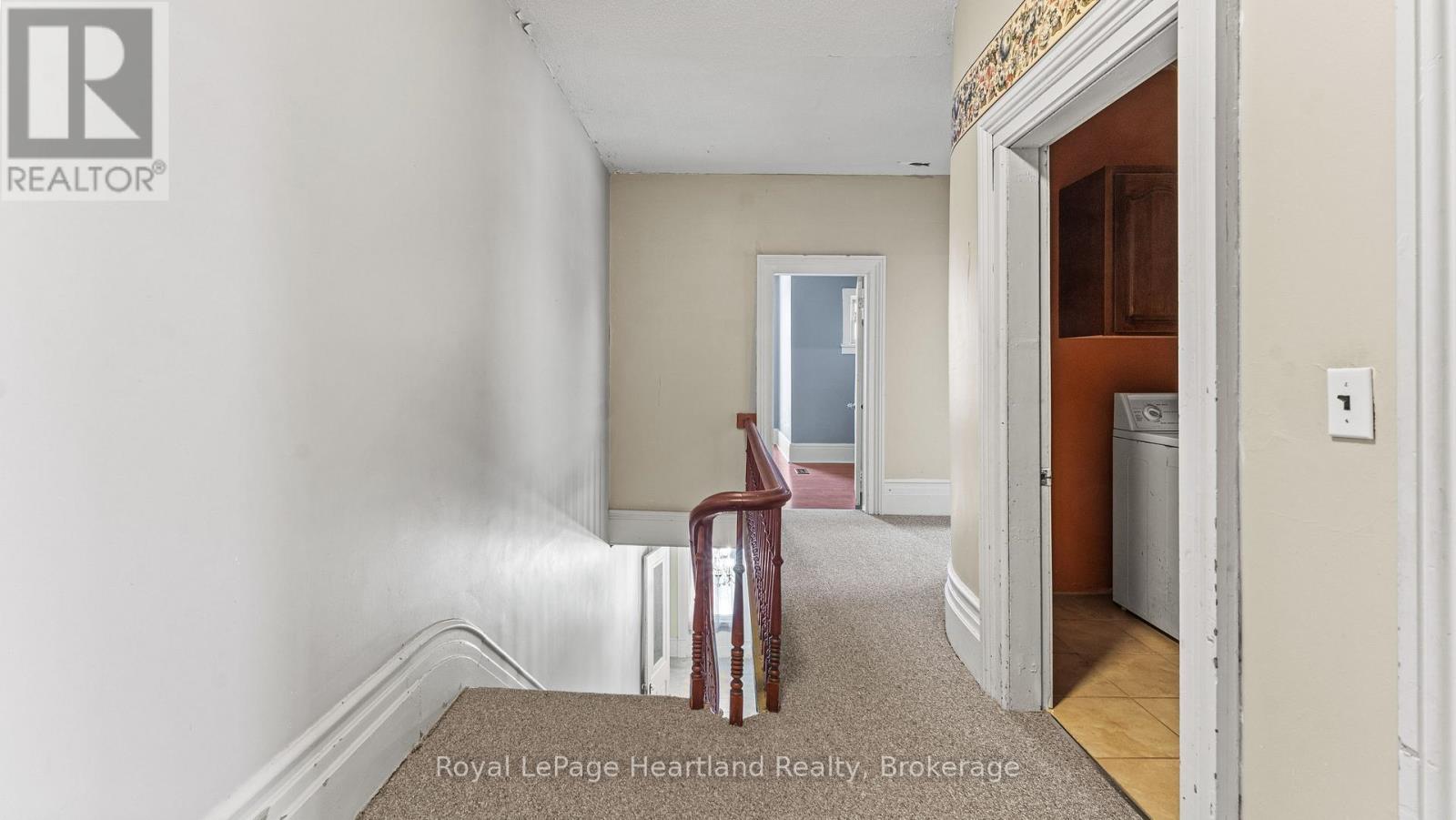 190 ALBERT STREET - 18