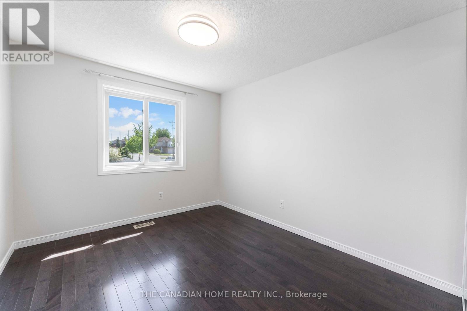 500 ROBERT FERRIE DRIVE - 18