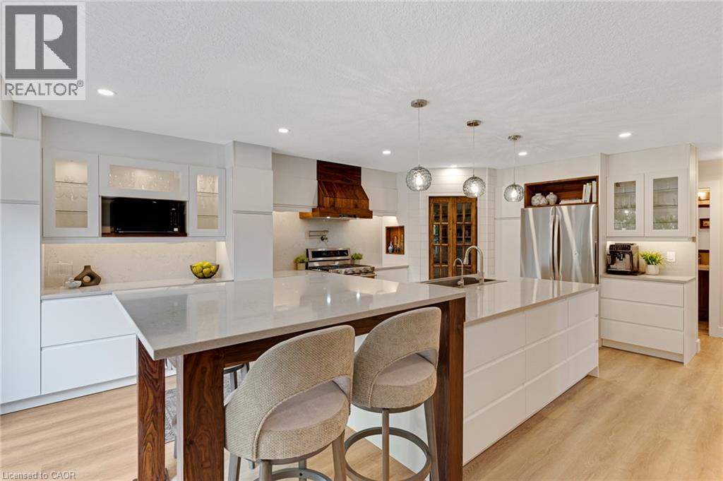 142 DEER RIDGE Drive - 10