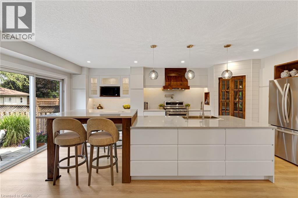 142 DEER RIDGE Drive - 11