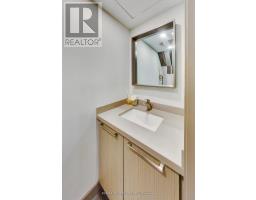 21 Dundonald Street, Toronto, ON M4Y1K3 Photo 15