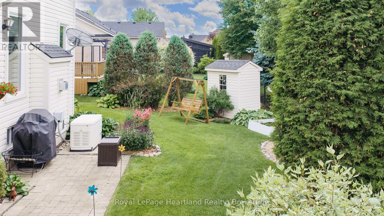 16 MACPHERSON AVENUE - Image 47