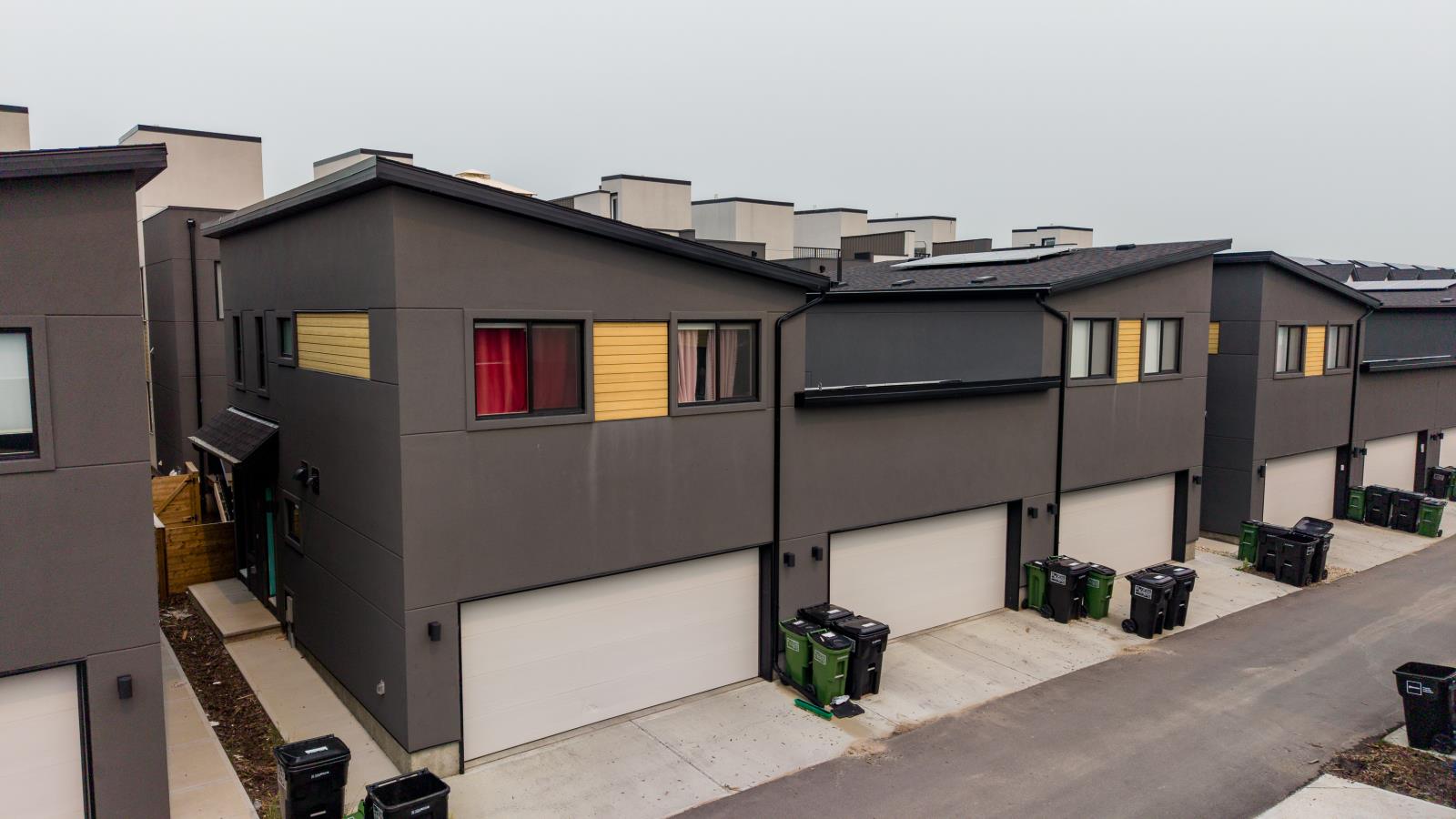 8069 8071 8073 Cedric Mah Rd Edmonton AB T5G 2Z4 Canada - Photo 25