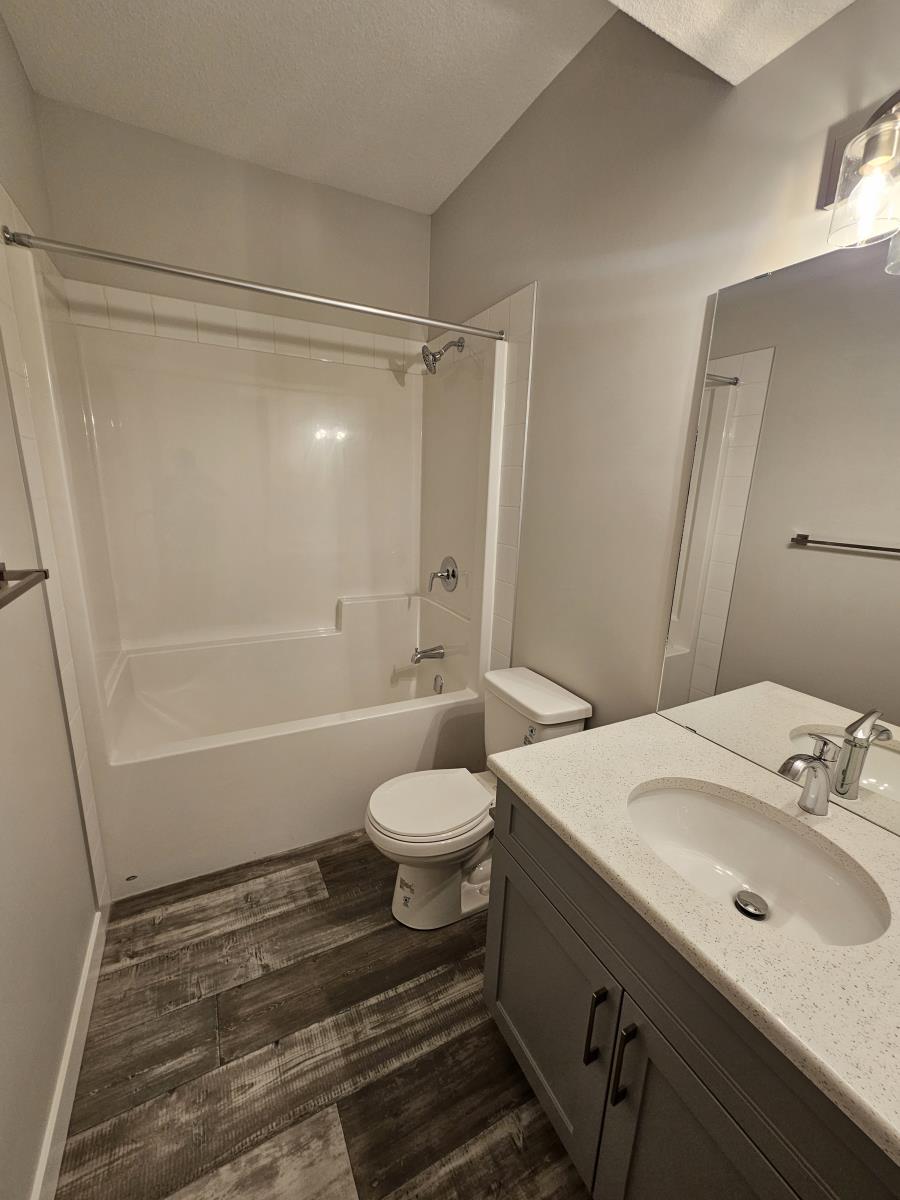 8069 8071 8073 Cedric Mah Rd Edmonton AB T5G 2Z4 Canada - Photo 35