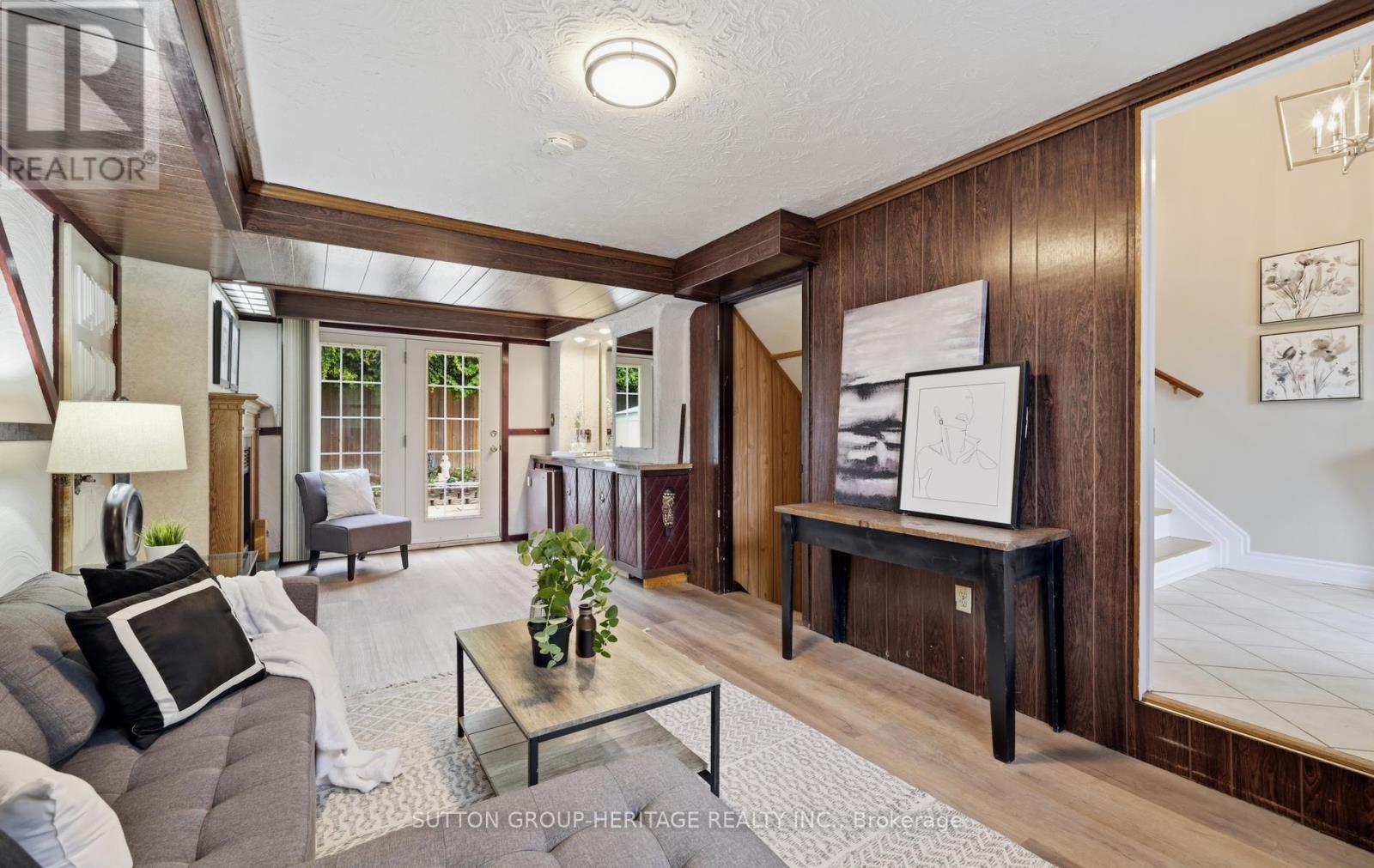 14 GREGORY ROAD - 17