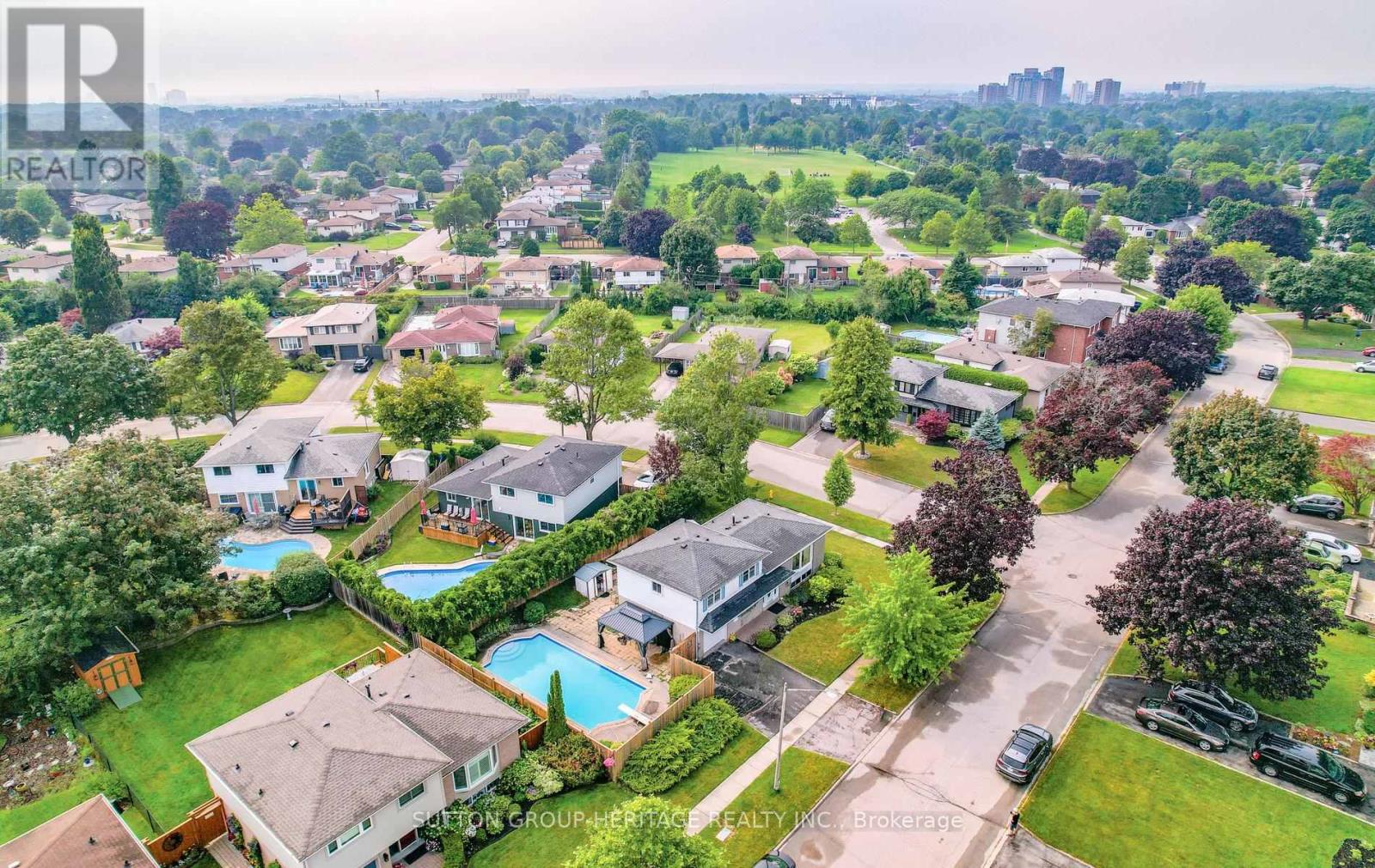 14 GREGORY ROAD - 33