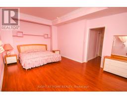 11 Thackeray Crescent, Barrie, ON L4N6J6 Photo 32