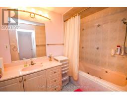 11 Thackeray Crescent, Barrie, ON L4N6J6 Photo 33
