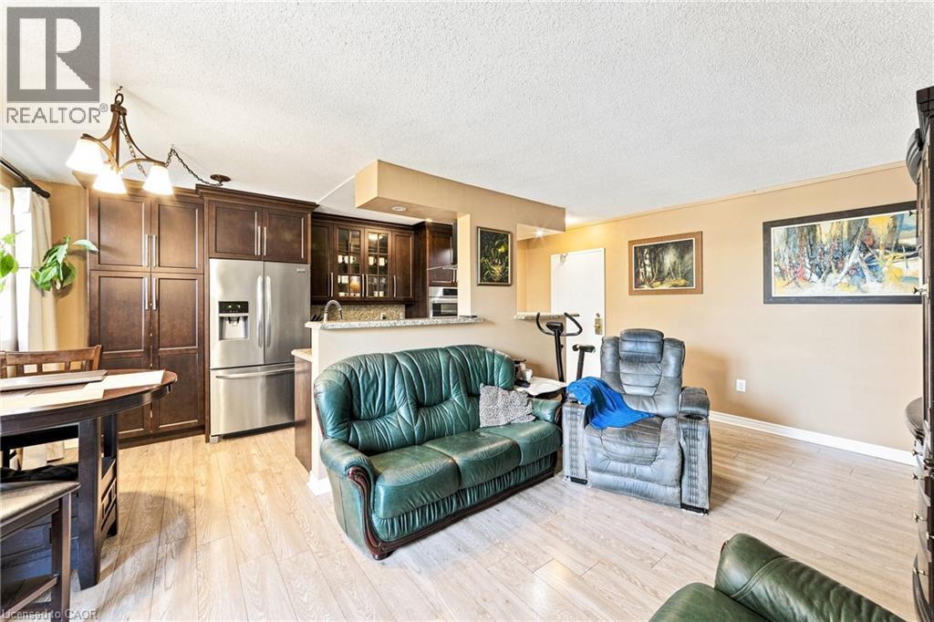 #202 851 QUEENSTON Road - 12