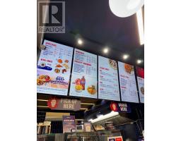 1660 Queen Street W, Toronto, ON M6R1B2 Photo 7
