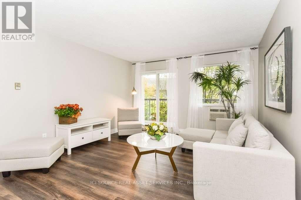 824 - 1450 GLEN ABBEY GATE
