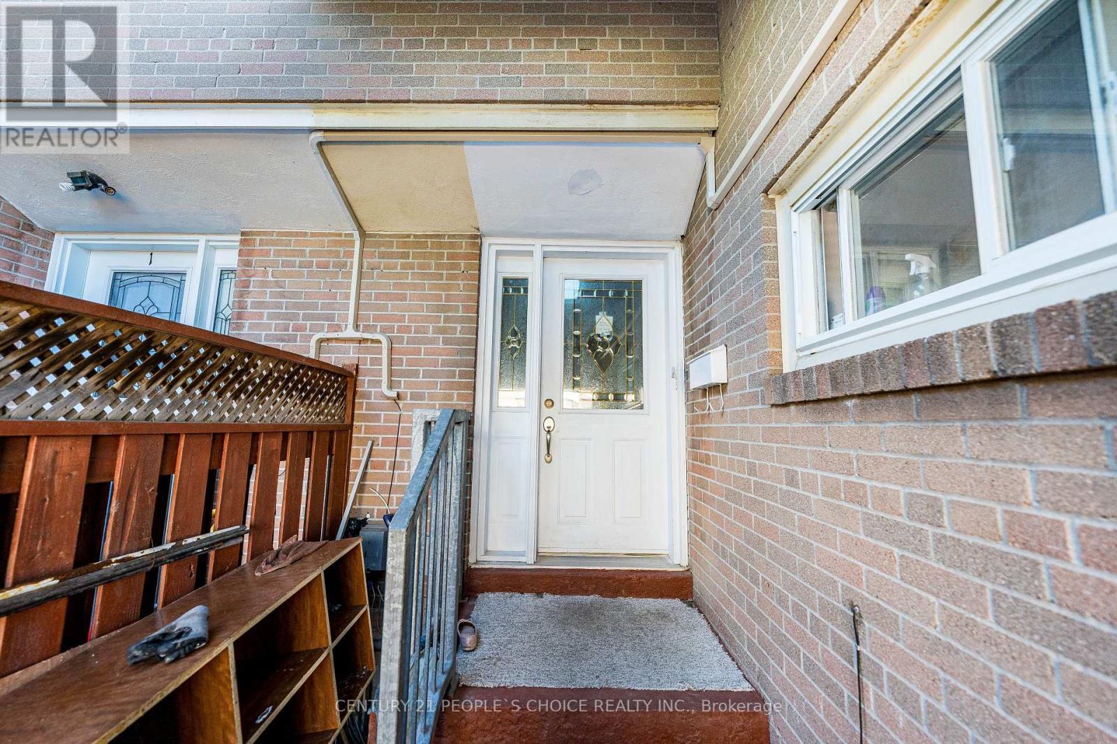 #2 242 JOHN GARLAND BOULEVARD - Image 4