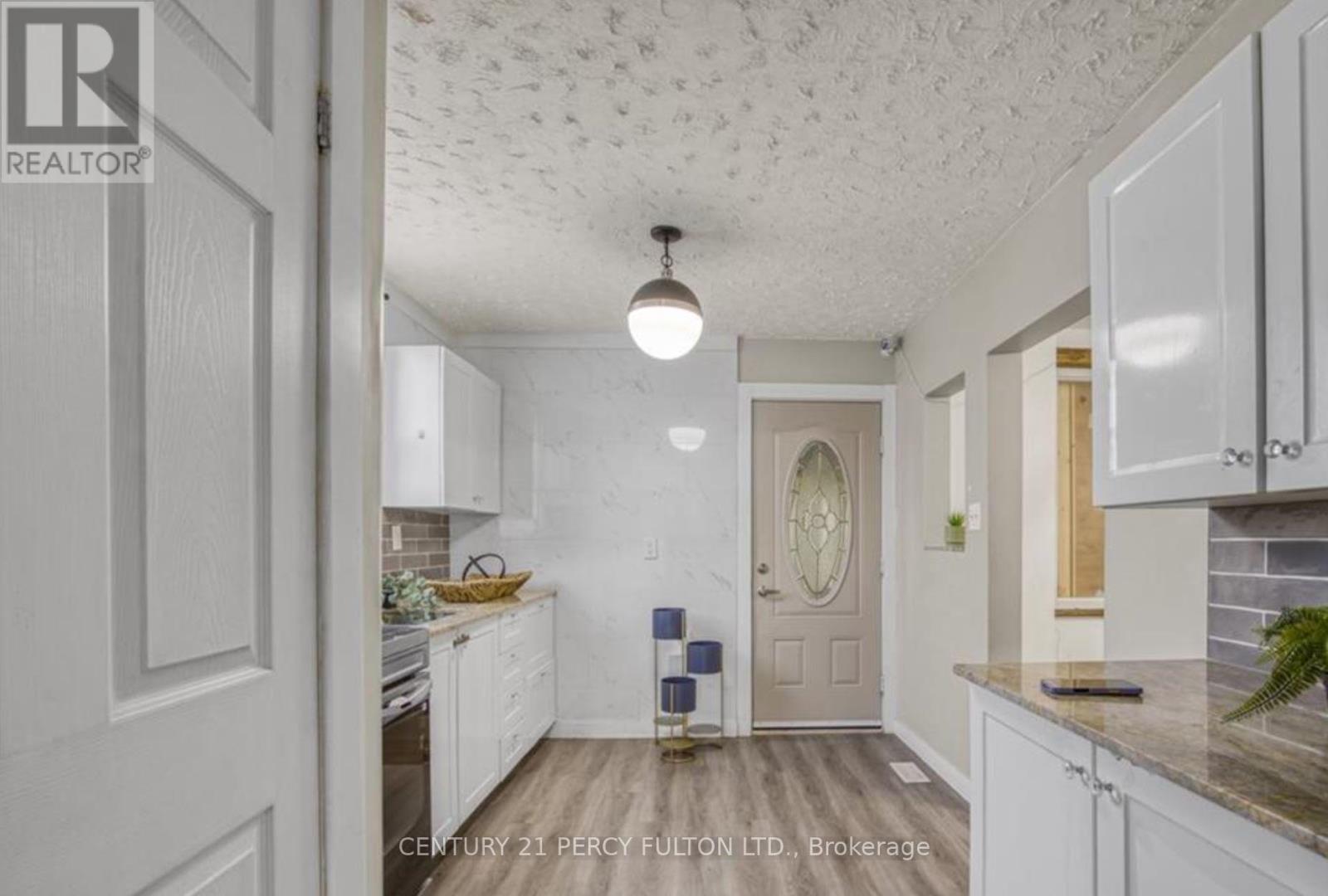 130 STIRTON STREET - 8