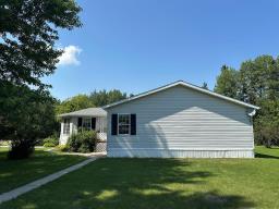1367 Queens Street, Birtle, MB R0M0C0 Photo 35