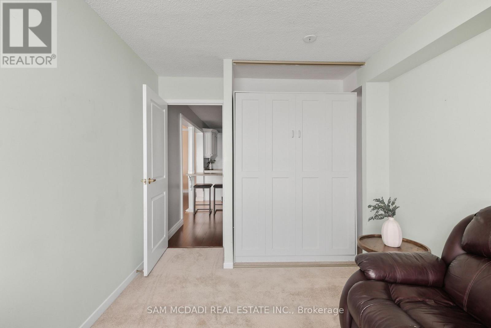 #1105 5280 LAKESHORE ROAD - 36
