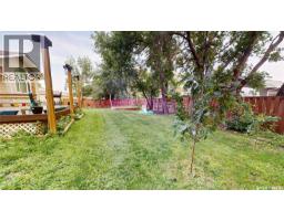 833 Peters Avenue, Oxbow, SK S0C2B0 Photo 43