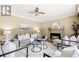 Dining room - 12 Simcoe Street, Whitby, ON L1M1B2 Photo 6