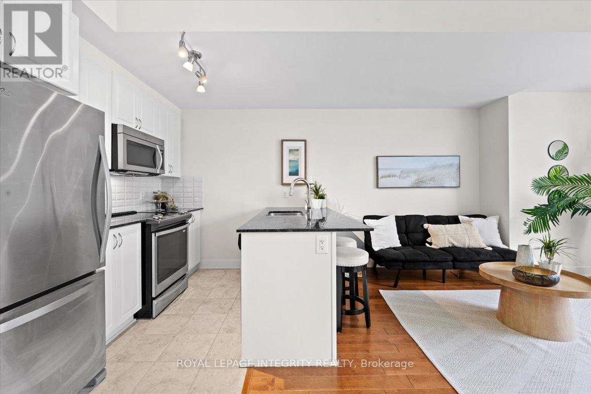 2 Bed, 3 Bath House for Sale in Ottawa – 9 – 78 HOLMWOOD AVENUE, Ottawa – MLS# X13628360 - Image 15